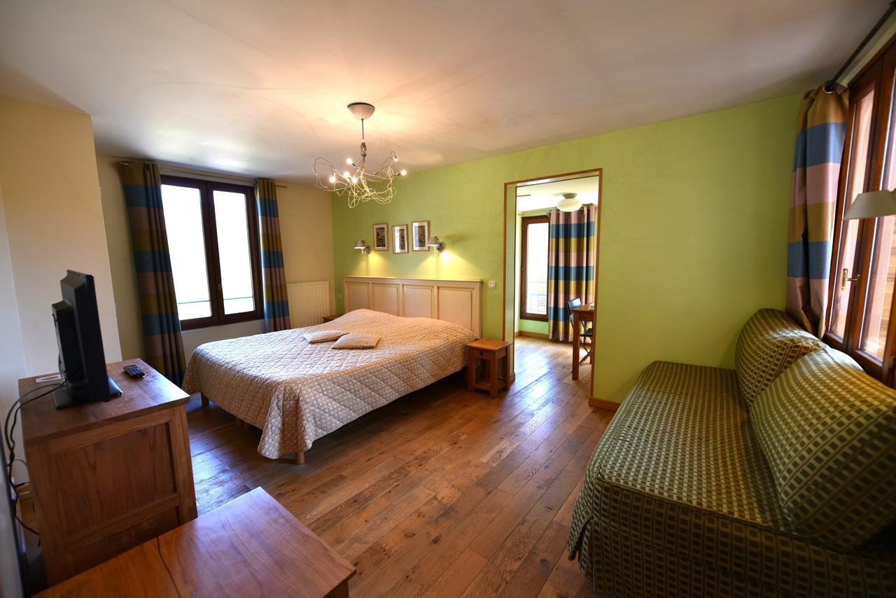 Les Lodges Du Lac Saint-Alban-de-Montbel Luaran gambar