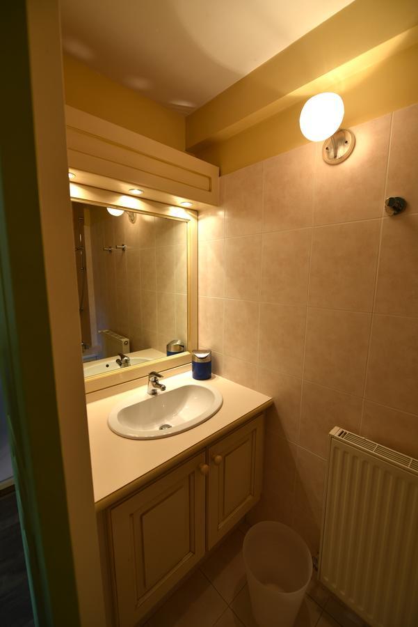 Les Lodges Du Lac Saint-Alban-de-Montbel Bilik gambar