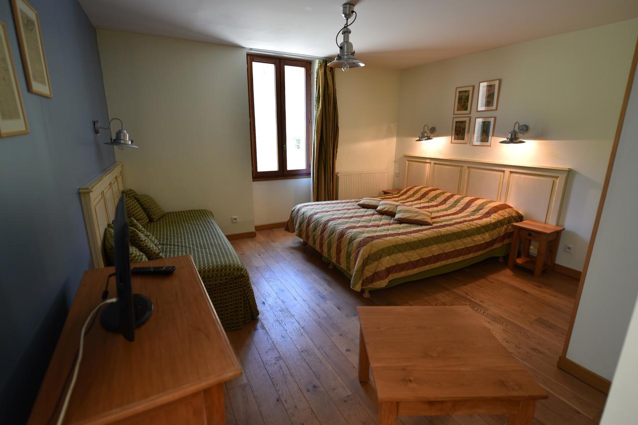 Les Lodges Du Lac Saint-Alban-de-Montbel Bilik gambar