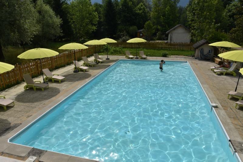 Les Lodges Du Lac Saint-Alban-de-Montbel Luaran gambar