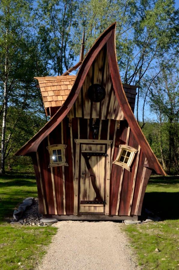 Les Lodges Du Lac Saint-Alban-de-Montbel Luaran gambar